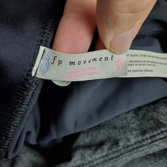 FP Movement by Free People Charcoal Gray Black Spirit Active Tights Size Medium - Picture 3 of 5